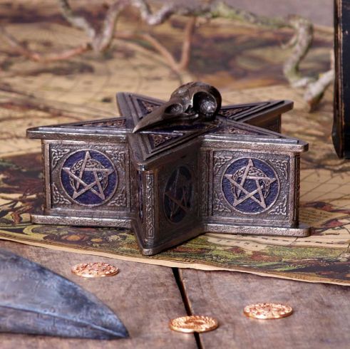 Pentagram Raven Box 16.5cm